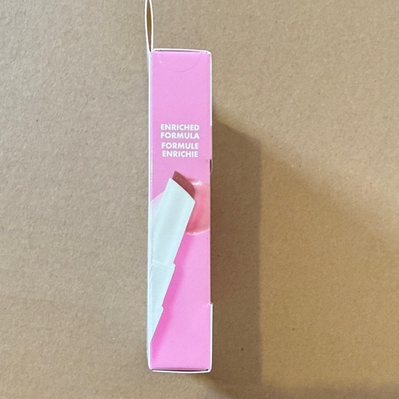 L.A. Colors Sheer Rose Shea Butter Lip Balm - Picture 2 of 5